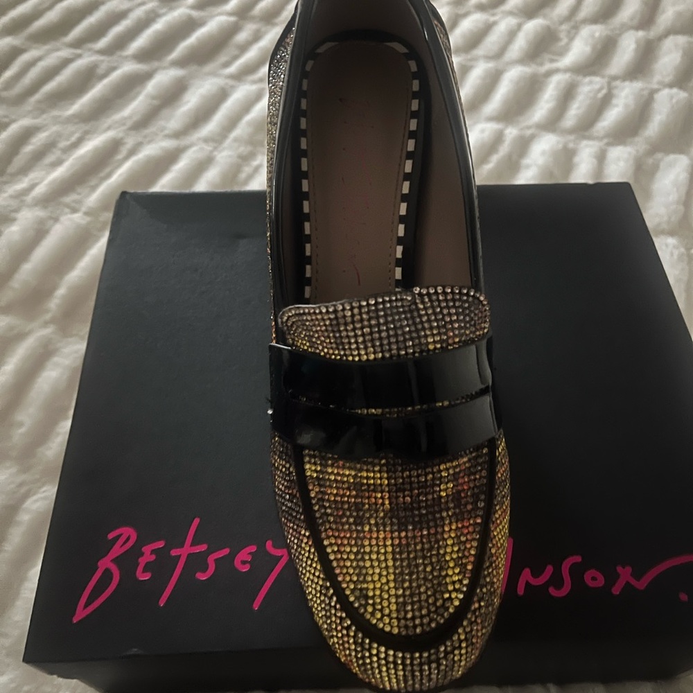 Betsey Johnson Rhinestone Chunky Shoe Gem
